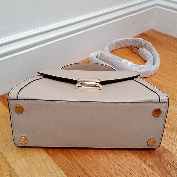 NEW! Michael Kors Whitney Fawn MD Satchel Leather - Picture 4 of 8